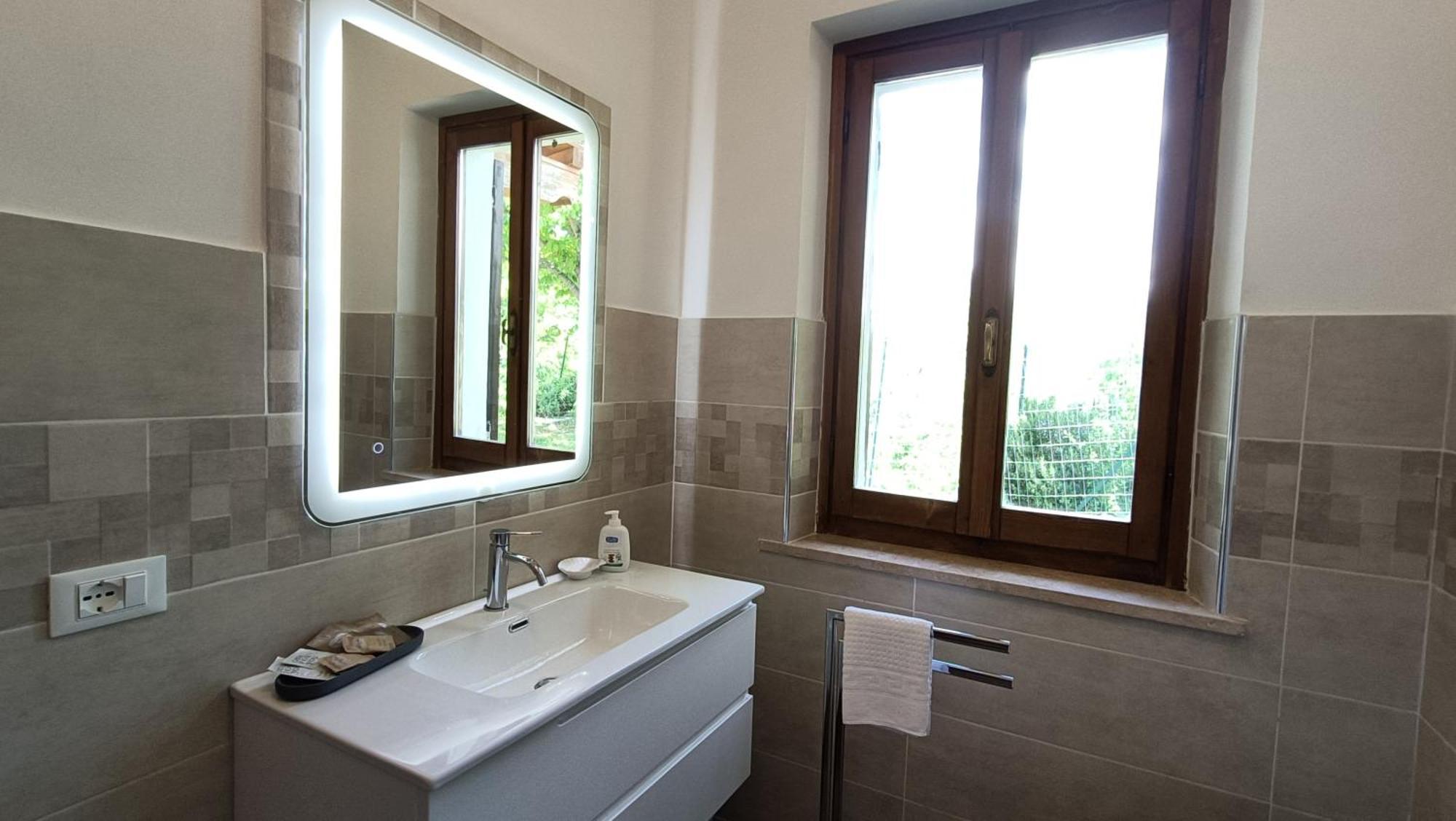 דירות Preci Il Fiordaliso מראה חיצוני תמונה